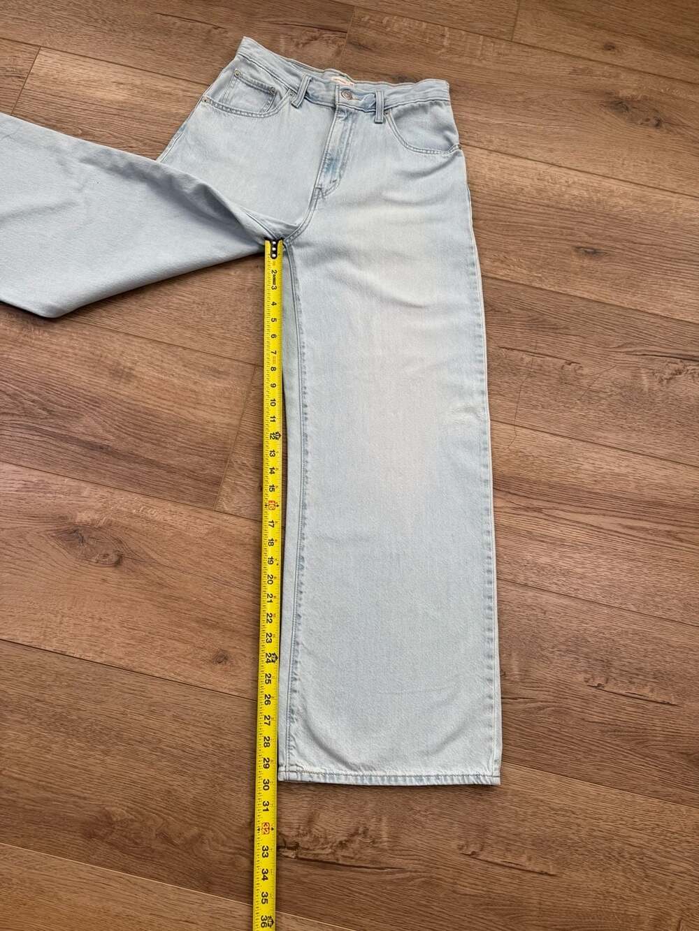 Levi’s Cinch Baggy Jeans Womens 28 High Rise Wide Leg Light Wash 100% Cotton - Picture 9 of 16